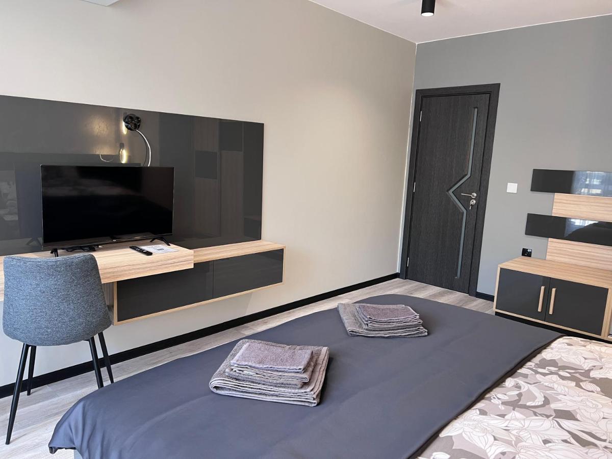 Апартамент A-brilliant, New! Spacious & Modern In Whit Garage
