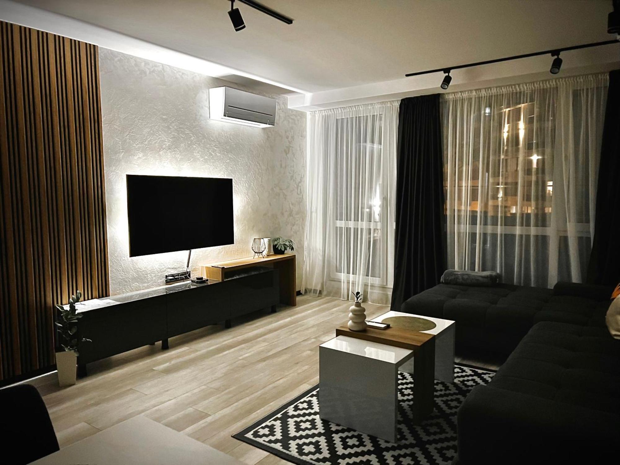 Апартамент A-brilliant, New! Spacious & Modern In Whit Garage Варна