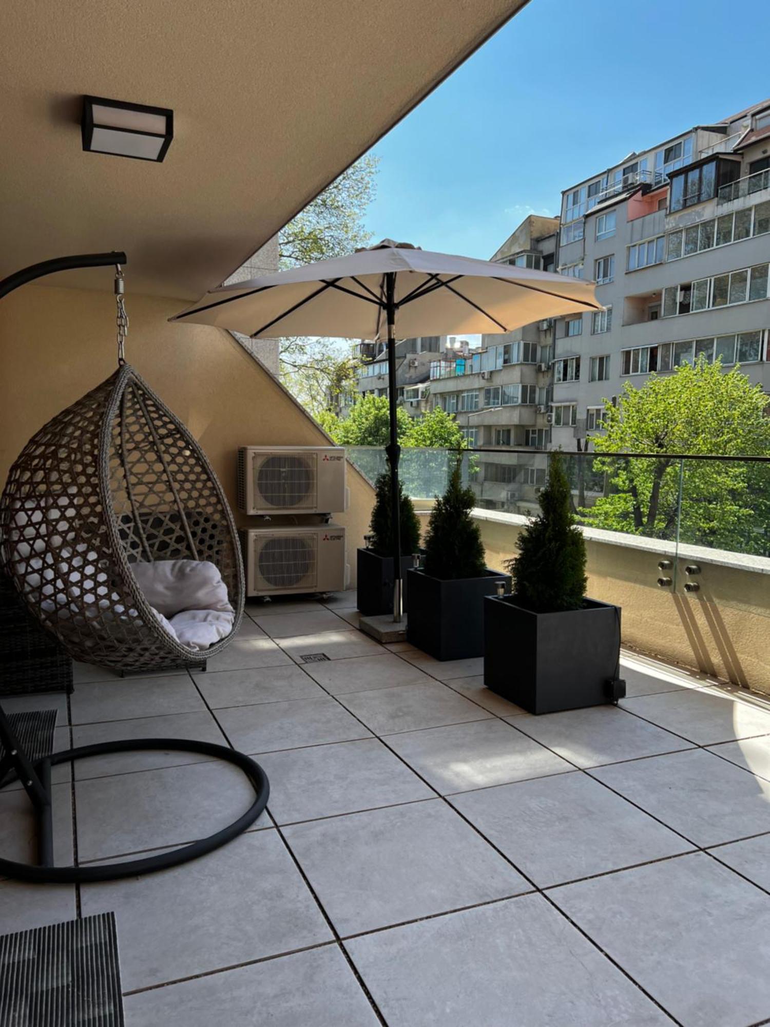 Апартамент A-brilliant, New! Spacious & Modern In Whit Garage Варна